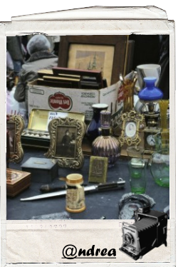 Flohmarkt am Wiener Naschmarkt Viena